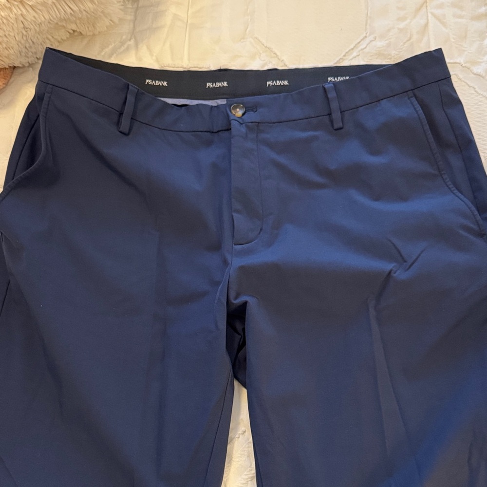 Jos A Bank Navy Traveler Pants 38/32